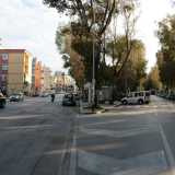 Non tutti sanno che Poggiofranco, il rione forse pi� �ricco� della citt� abitato com�� da imprenditori e professionisti, � nato sessant�anni fa in una zona non solo periferica e popolare, ma soprattutto poco �raccomandabile�, per via della presenza del sanatorio �Cotugno�: l�ospedale che ospitava coloro che erano stati colpiti dalla temuta tubercolosi